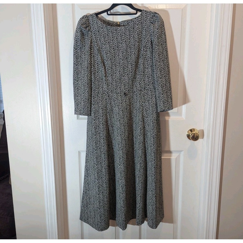 Quiet Luxury Calvin Klein Chevron Fit Flare Dress Size 6 Office Chic Midi